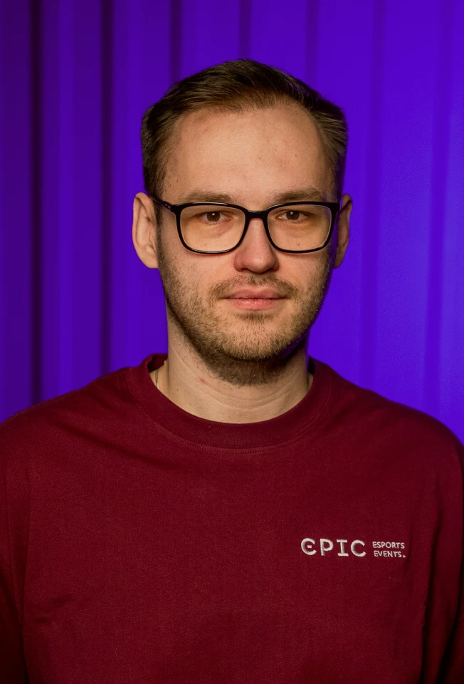 Дмитрий Протасов